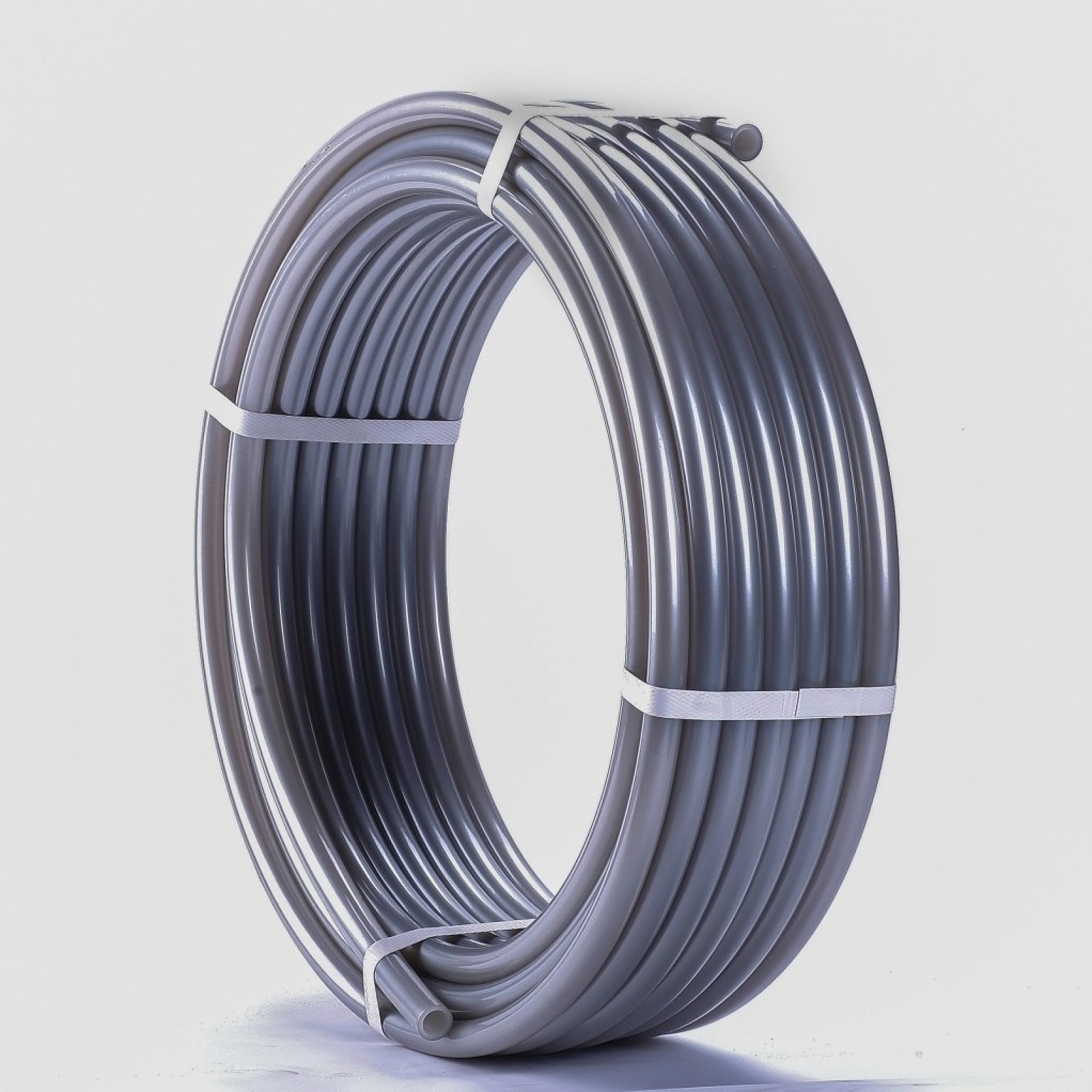 Труба ROMMER PEX из сшитого полиэтилена с кислородным слоем, серая, 16х2,2 (бухта 240 метров)