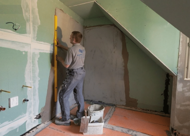 В данной статье мы рассмотрим, как выбрать рабочих по ремонту квартир, какие ключевые моменты учитывать при выборе, а также предложим полезные сове...