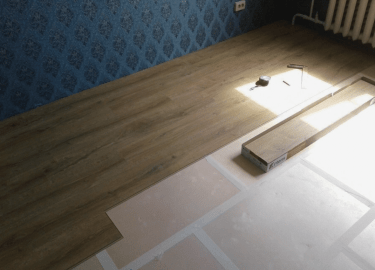 В этой статье мы расскажем о том, как правильно укладывать ламинат на пол. Вы узнаете о необходимых инструментах, подготовке основания и пошаговой ...