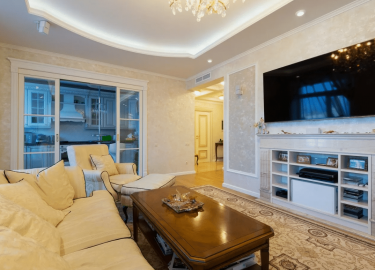 В данной статье мы рассмотрим, что такое элитный ремонт в Москве, как правильно выбрать подрядчика и какие факторы влияют на стоимость ремонта. Вы ...